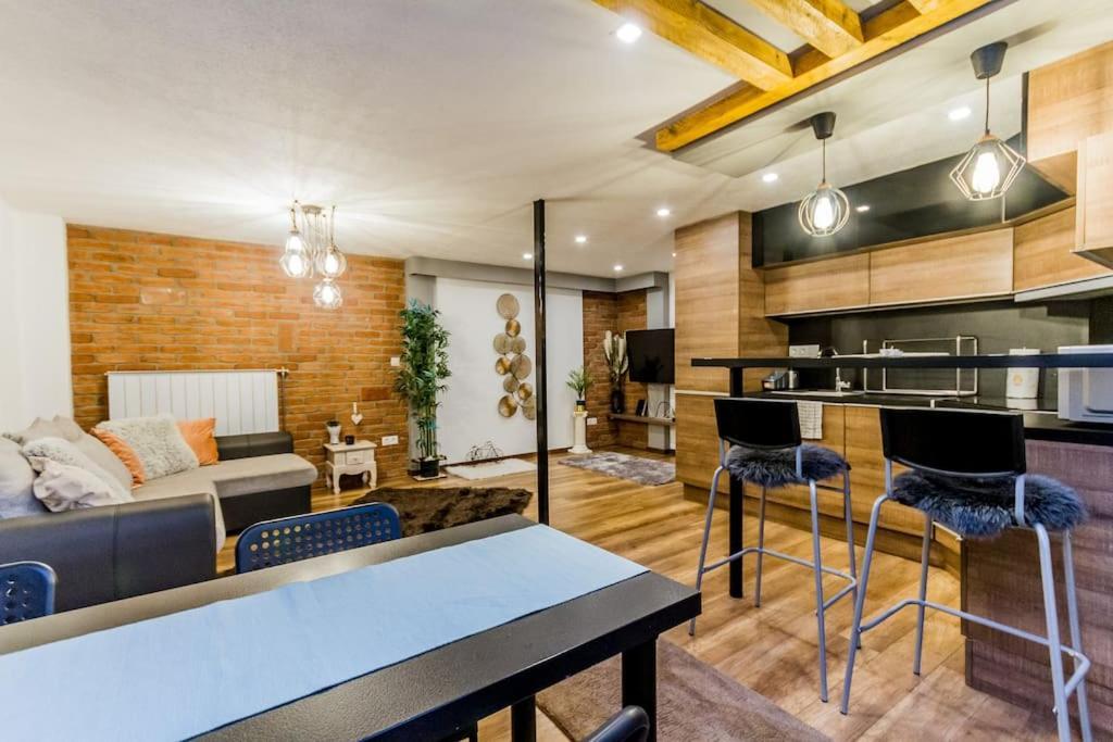 Charming Central Residence By Newave Apartments Budapest Eksteriør bilde
