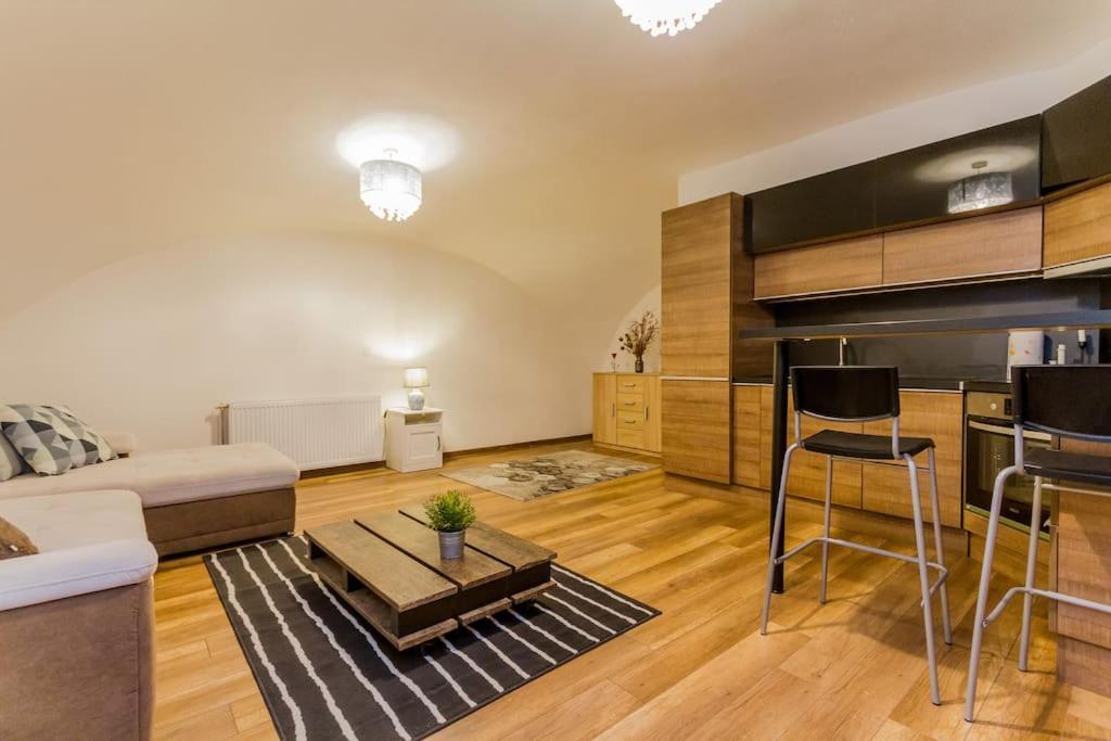 Charming Central Residence By Newave Apartments Budapest Eksteriør bilde